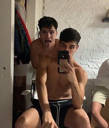 pretty boys of june2 5d1f3e81d9dbf.jpg