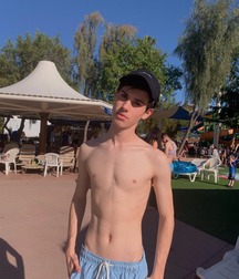 pretty boys of june2 5d1f3e85e41a7.jpg
