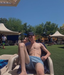 pretty boys of june2 5d1f3e876b9f3.jpg