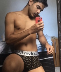 pretty boys of july 1 5d42cd908e22b.jpg
