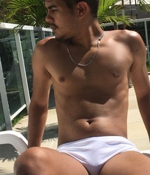 pretty boys of july 1 5d42cd971424d.jpg