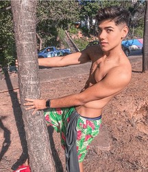 pretty boys of july 1 5d42cda86b115.jpg