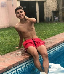 pretty boys of july 1 5d42cdcad2c1f.jpg