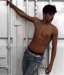 pretty boys of july 1 5d42cde183743.jpg