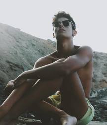 pretty boys of july 1 5d42cdeb26542.jpg