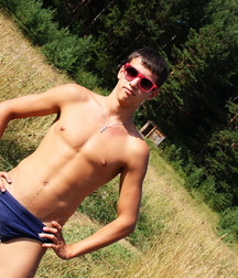 pretty boys of july 1 5d42ce19325dc.jpg