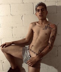 pretty boys of july 2 5d42ce6c80f3a.jpg