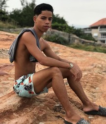 pretty boys of july 2 5d42cea12a3e2.jpg