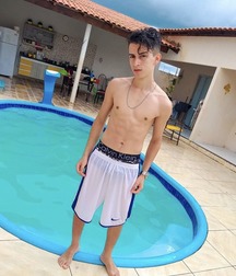 pretty boys of july 2 5d42cf059198c.jpg