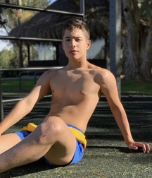 pretty boys of july 2 5d42cf099e176.jpg