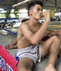 pretty boys of september 1 5d934514053d6.jpg