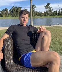 pretty boys of september 1 5d93454940e81.jpg