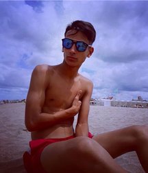 pretty boys of september 1 5d9345506ed0c.jpg