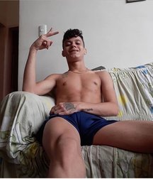 pretty boys of september 1 5d934564567f9.jpg