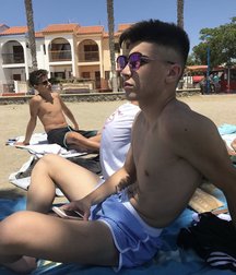 pretty boys of september 1 5d934576043be.jpg