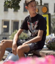 pretty boys of november 5de671c7f15bb.jpg