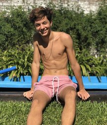 pretty boys of november 5de671d7b3250.jpg