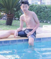 pretty boys of november 5de671df9cb2c.jpg