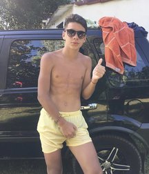 pretty boys of november 5de6721e2b6e0.jpg