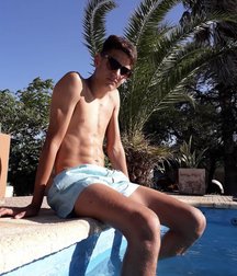 pretty boys of november 5de672381f3e1.jpg