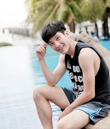pretty boys of november 5de6723b10061.jpg