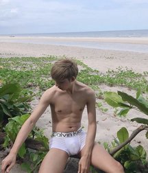 pretty boys of november 5de6724fa6a6f.jpg