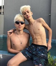 pretty boys of november 5de6727327949.jpg