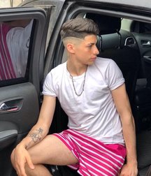 pretty boys of november 2 5de6732eba8cb.jpg