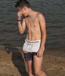pretty boys of november 2 5de67354ea15d.jpg