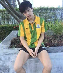 pretty boys of november 2 5de6736ba82af.jpg