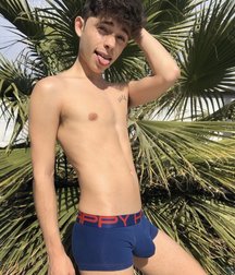 pretty boys of november 2 5de67397654d8.jpg