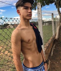 pretty boys of november 2 5de6739c160c3.jpg