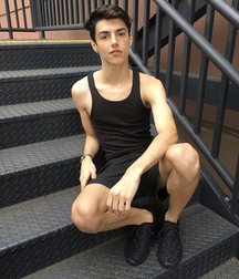 pretty boys of december 1 5e0f4ca4ef82a.jpg