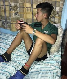 pretty boys of december 1 5e0f4cc362b9d.jpg