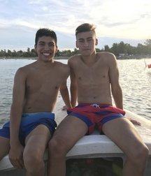 pretty boys of december 1 5e0f4cc7c23ec.jpg