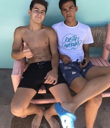 pretty boys of december 1 5e0f4cf36c9f1.jpg