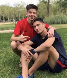 pretty boys of december 1 5e0f4d0fca611.jpg