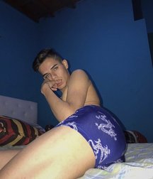 pretty boys of december 1 5e0f4d132bb80.jpg