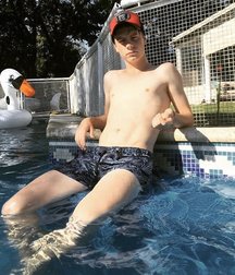 pretty boys of december 1 5e0f4d66bebc6.jpg