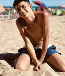 pretty boys of december 2 twink tube 5e132e8418b0b.jpg