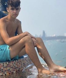 best boys of April 2020 (1) 5eac30b0b117c.jpg