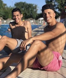 best boys of April 2020 (1) 5eac30d23e91a.jpg