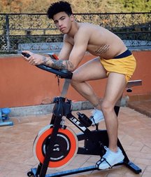 best boys of April 2020 (1) 5eac30d796e17.jpg