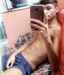 best boys of April 2020 (1) 5eac30e1acc64.jpg