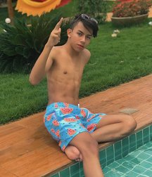 best boys of April 2020 (1) 5eac311e8c906.jpg