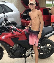 best boys of April 2020 (1) 5eac3145b92d6.jpg