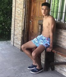 best boys of April 2020 (2) 5eac31d35f0e6.jpg