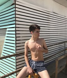 best boys of April 2020 (2) 5eac31d4e7b98.jpg