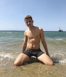 best boys of April 2020 (2) 5eac31dcc2cbd.jpg