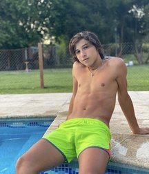 best boys of April 2020 (2) 5eac31ec1a2dc.jpg